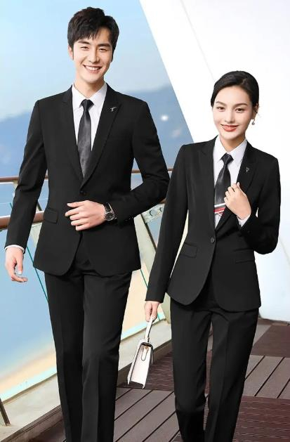 春節(jié)服裝市場：新舊對(duì)比下的熱銷趨勢(shì)